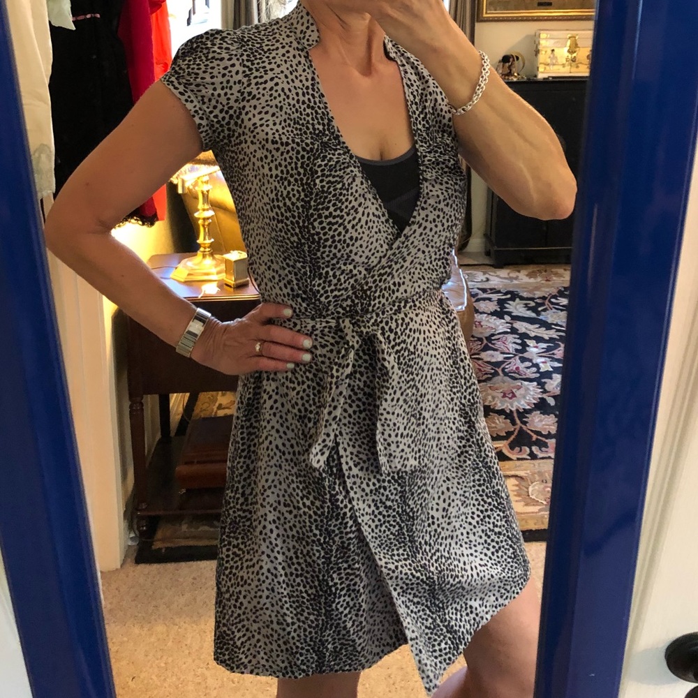 Express Design Studio wrap dress size 2